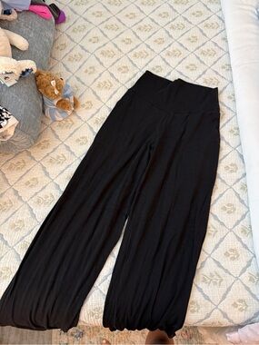 aerie Black Wide-Leg High-Rise Lounge Pants